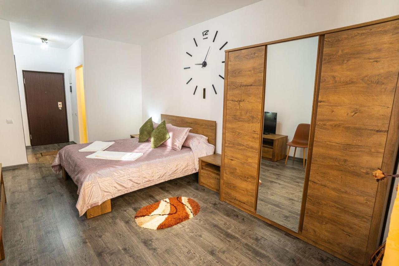 Seasons Primab Studio Braşov Eksteriør billede
